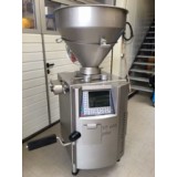 Вакуумный шприц Handtmann VF608+ в комплекте с перекрутчиком.